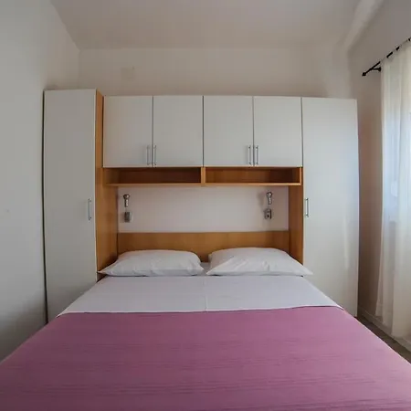 Apartmán Beachfront Gradac 4414-2 Gradac (Split-Dalmatia)