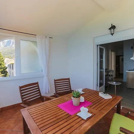 Beachfront Gradac 4414-2 Gradac (Split-Dalmatia)